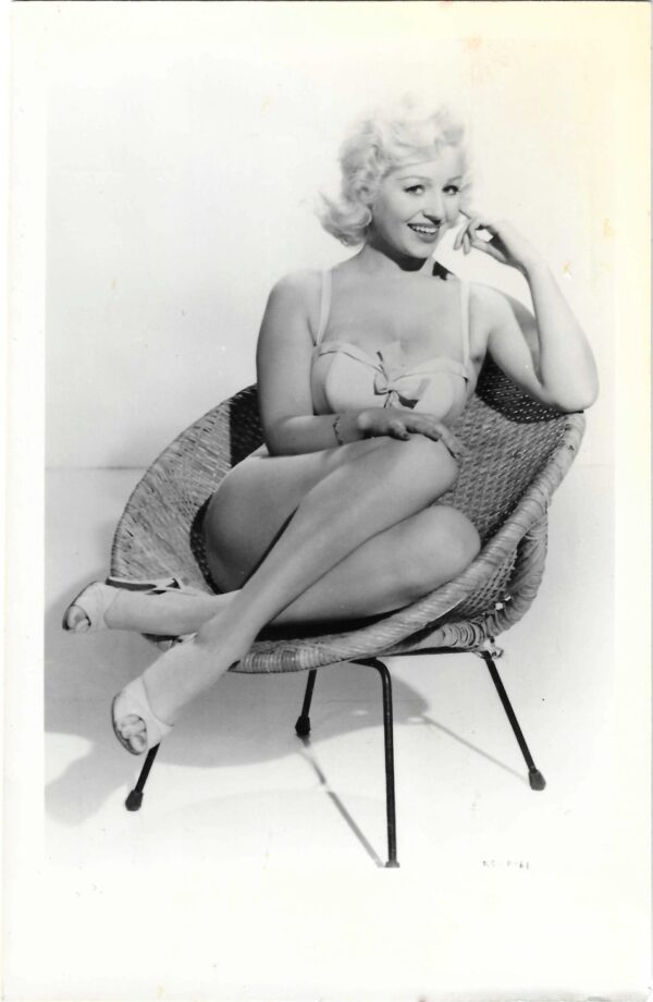 Sheree Winton - Casino Guest - "Thunderball"